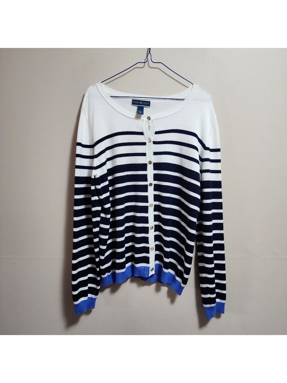 Karen Scott stripes cardigan with golden buttons color blue and white size XL